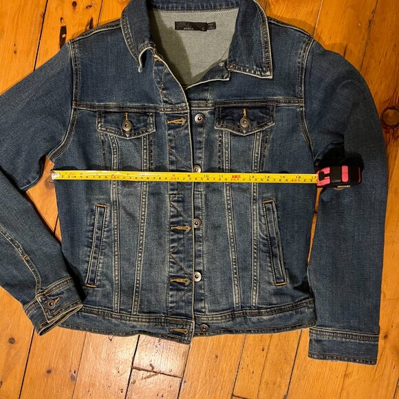 Levi Jean Jacket - Picture 2 of 16